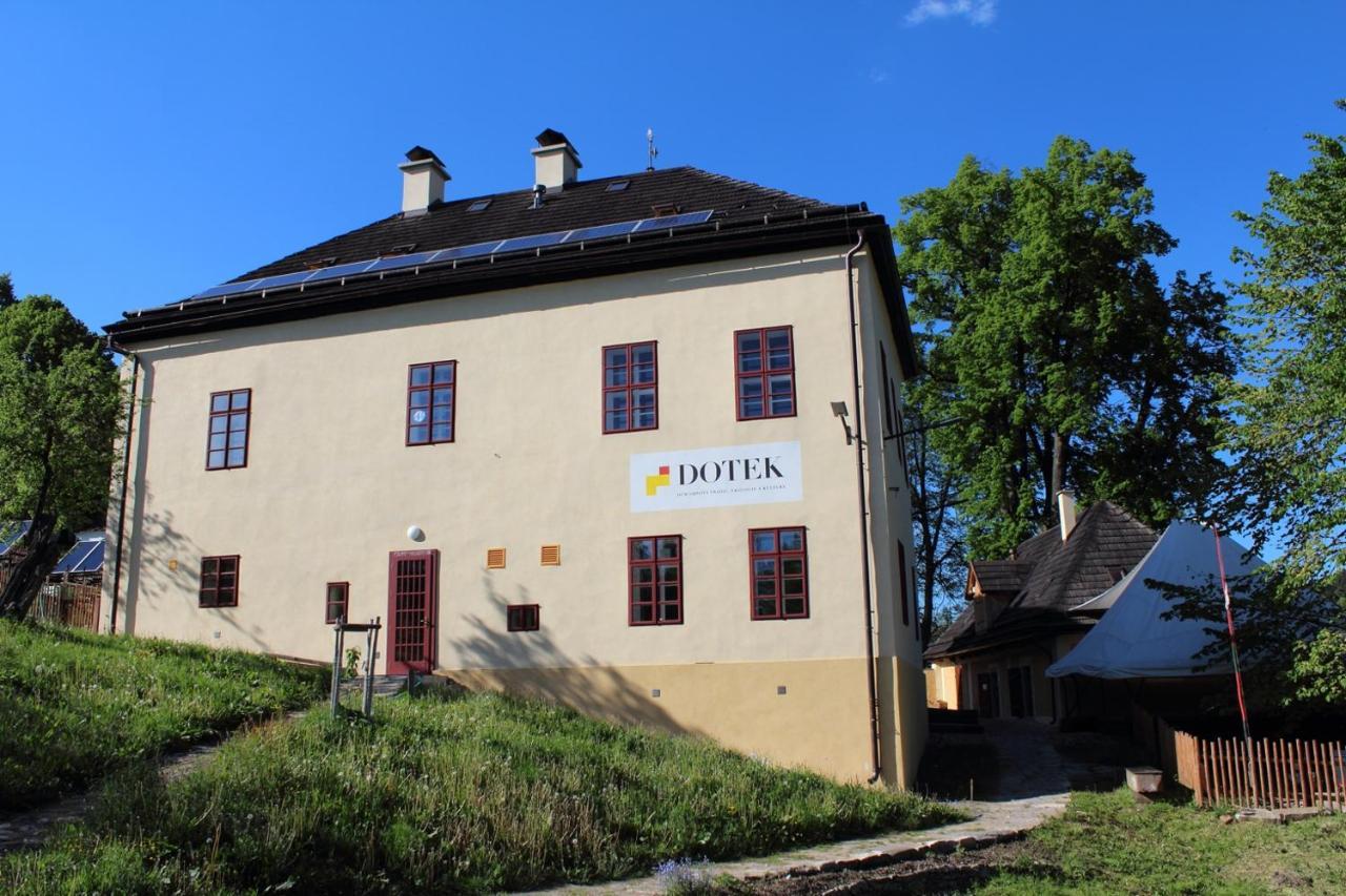 Ekocentrum Dotek Horní Maršov Esterno foto