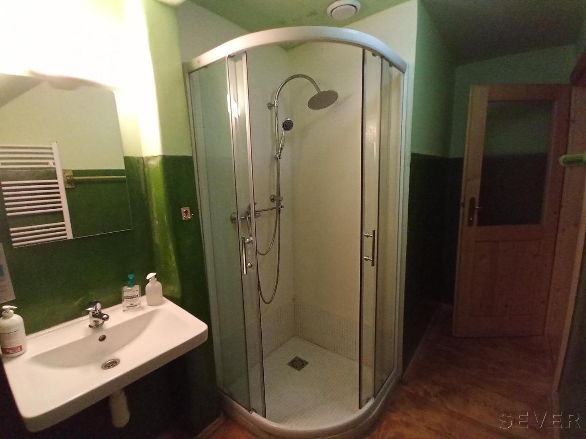 Ekocentrum Dotek Horní Maršov Esterno foto